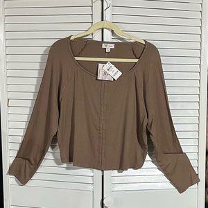 NWT Style not size for Jenni 2X tan ribbed crop top